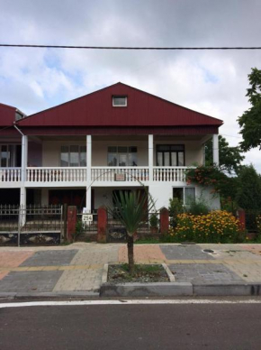 Natia Guest House